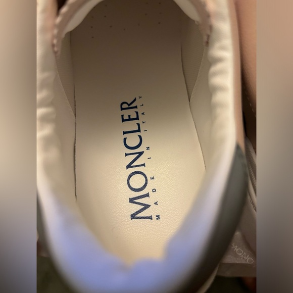 MONCLER LOW-TOP VEGAN LEATHER MONACO SNEAKERS - Picture 9 of 16